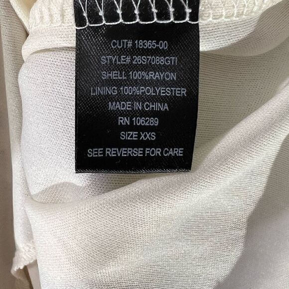 Francesca’s Trixxi NWT Women’s Size XXSmall Stripe Romper MSRP $48 - Picture 5 of 8